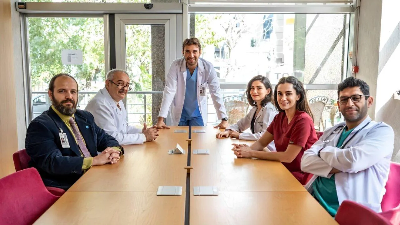 مسلسل لعبة الحياة الحلقة 1 الاولى مدبلج HD