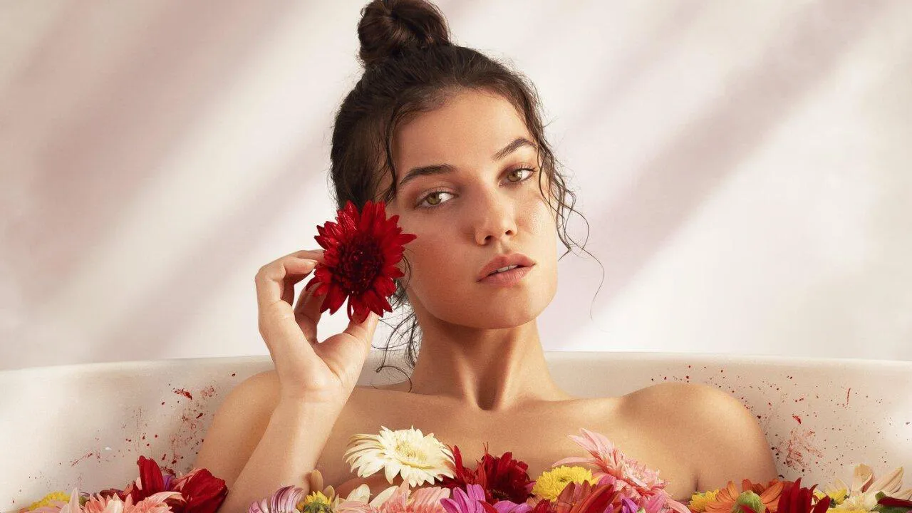 مسلسل الممثلة الحلقة 6 السادسة مدبلج HD